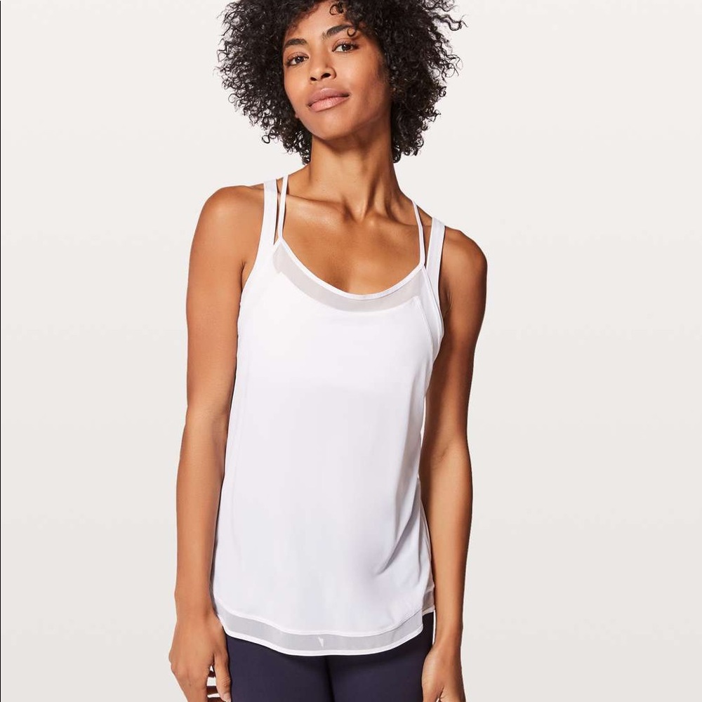 EUC lululemon mix and mesh tank size 12
